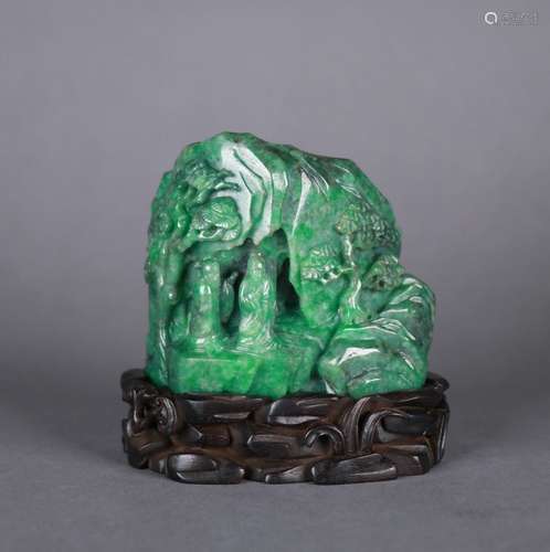 A QING DYNASTY JADEITE MATSUSHITA HIGH OFFICIAL ORNAMENT