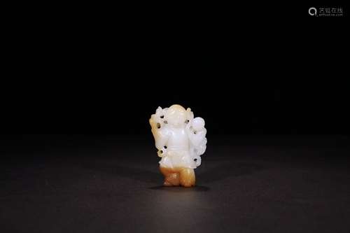 A Chinese Hetian Jade Pendant With Figure Carving