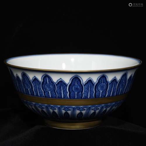 A Chinese Blue And White Bowl With Golden Painting