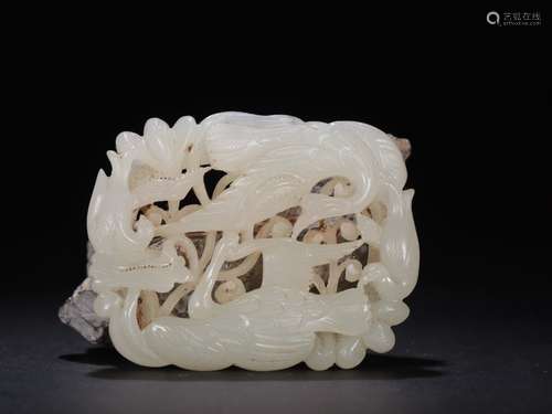 A Chinese Hetian Jade Ornament With Dragon Pattern