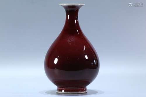 A Chinese Porcelain Red Glazed Vase