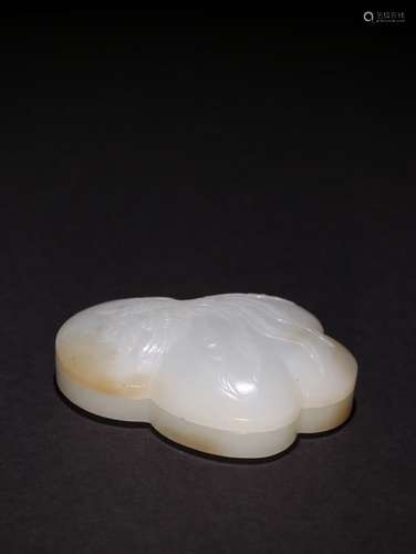 A Chinese Hetian Jade Phoenix Pattern Box With Lid