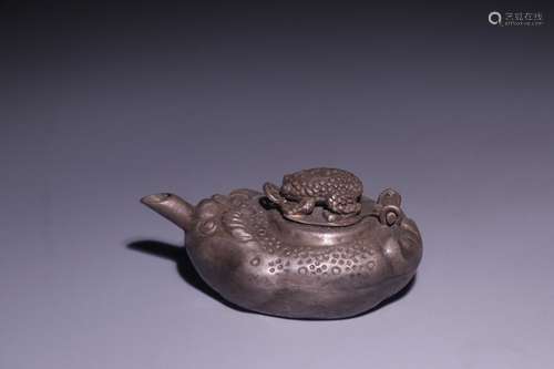 A Chinese Silver Pot