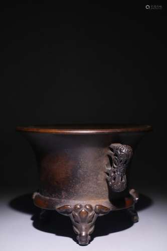 A Chinese Bronze Censer