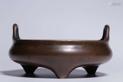 A Chinese Bronze Censer