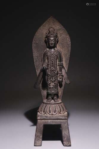 A Chinese Bronze Guanyin Statue