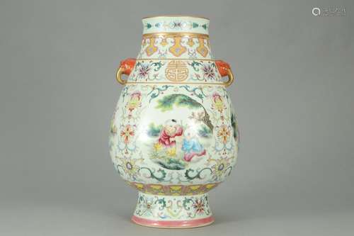 A Chinese Porcelain Famille Rose Floral Vase