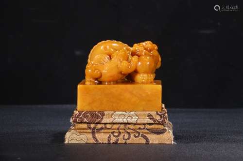 A Chinese Tianhuang Stone Lion Shaped Seal