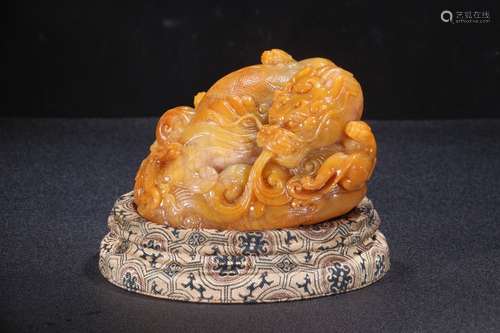 A Chinese Tianhuang Stone Dragon Carved Ornament