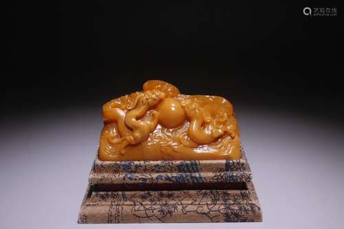 A Chinese Tianhuang Stone Dragon Carved Seal