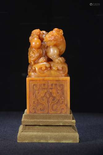 A Chinese Tianhuang Stone Lion Shaped Seal