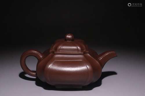 A Chinese Zisha Teapot