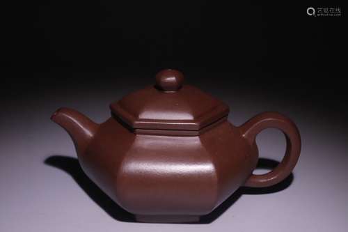 A Chinese Zisha Teapot