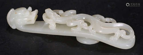 A HETIAN JADE CARVED DRAGON PATTERN BELT BUCKLE