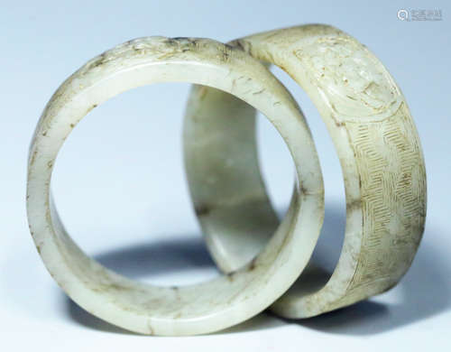 PAIR OF HETIAN JADE DRAGON PATTERN BANGLES