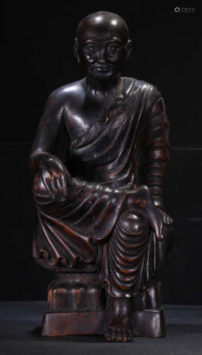 AN OLD CHENXIANG WOOD ARHAT STATUE
