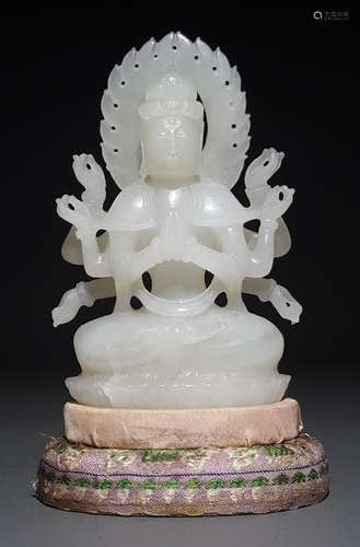 A HETIAN JADE CARVED GUANYIN BUDDHA STATUE