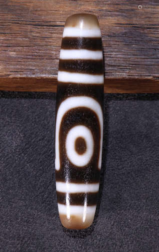 A TIBETAN DZI WITH TWO EYE PATTERN