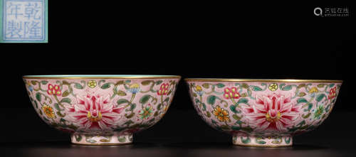 PAIR OF FAMILLE ROSE GLAZE BOWL WITH FLOWER PATTERN