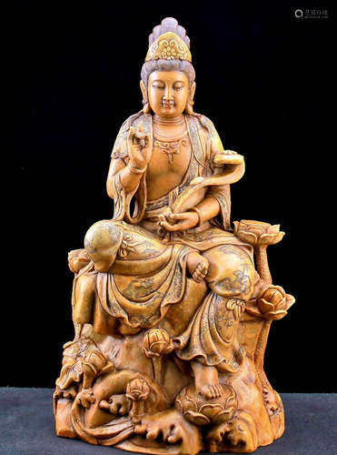 A SOAPSTONE CARVED GUANYIN BUDDHA STATUE