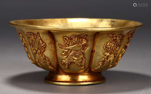 A GILT BRONZE BOWL WITH YAMANTAKA STATUE PATTERN