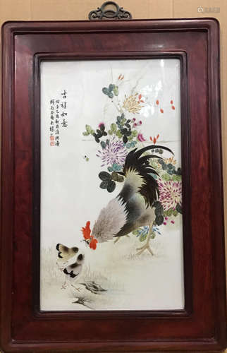 A ROOSTER PATTERN PORCELAIN BOARD PAINTING SCREEN