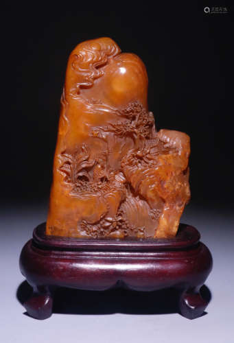 A TIANHUANG STONE CARVED LANDSCAPE SHAPE PENDANT