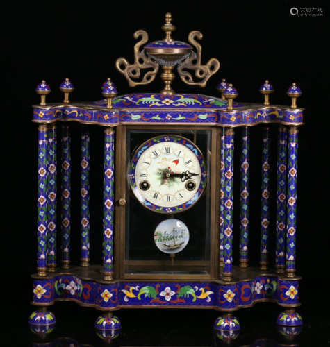 A CLOISONNE CLOCK WITH FLOWER PATTERN