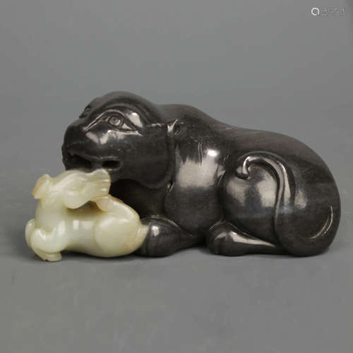 A Chinese Hetian Jade Carved Beast Ornament