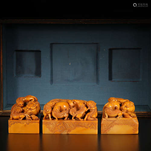 A Set of Chinese Lion Carved Tianhuang Stone Seal, 3pcs