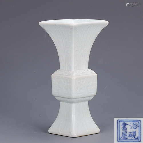 A Chinese White Glaze Dragon Pattern Carved Porcelain Flower Vase