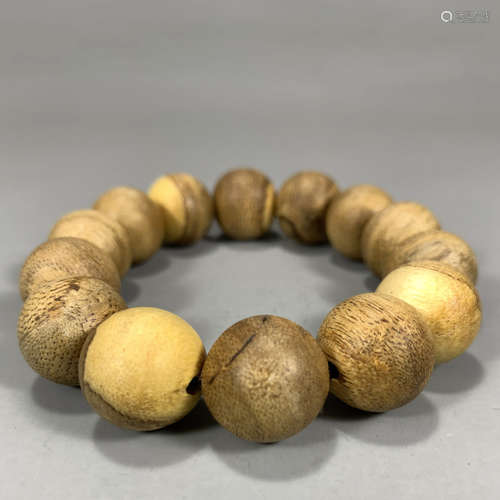 A Chinese Eaglewood Beads Hand String