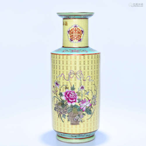 A Chinese Famille Rose Floral Porcelain Vase