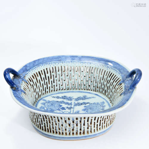 A Chinese Blue and White Piercing Porcelain Flowers Basket