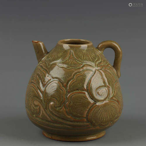 A Chinese Yaozhou Kiln Flower Carved Porcelain Ewer