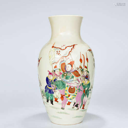 A Chinese Famille Rose Figures Painted Porcelain Vase