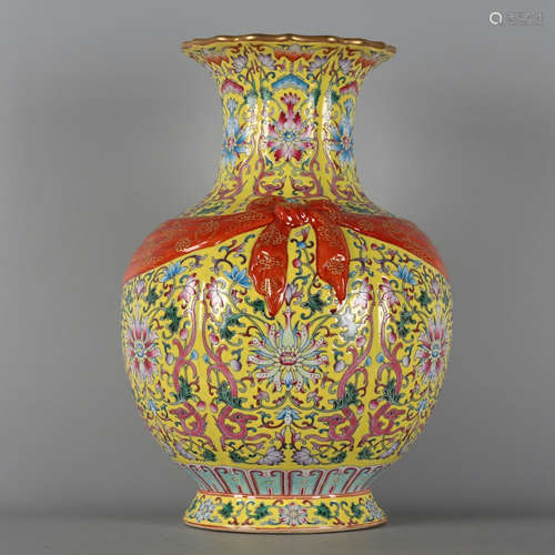 A Chinese Yellow Ground Floral Porcelain Melon-shaped Vase