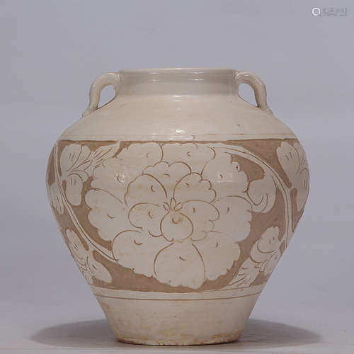 A Chinese Cizhou Kiln White Glazed Floral Carved Porcelain Double Ears Jar