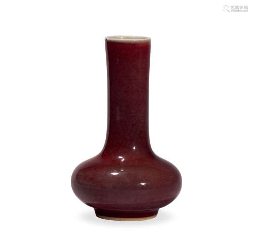 清康熙   郎红釉长颈瓶  清代单色釉瓷器