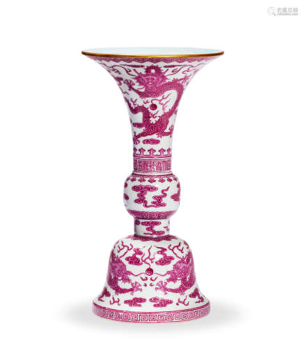 清乾隆   胭脂红云龙纹花觚  清代其它彩釉瓷器
