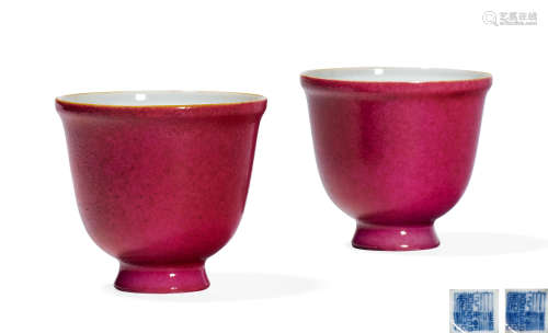 清乾隆   胭脂红釉杯 （一对） 清代单色釉瓷器
