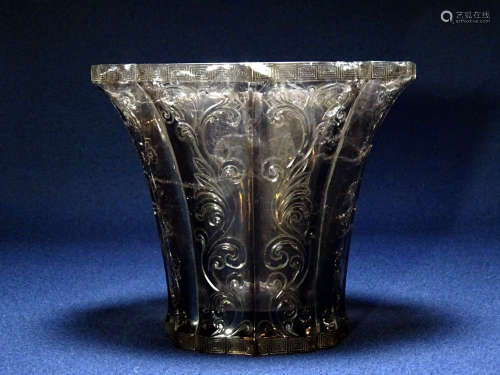 水晶彫花図輪花瓶