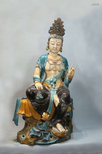 Chinese Ming Dynasty Porcelain Guanyin
