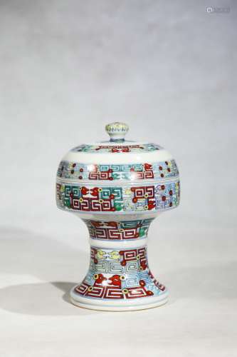 Chinese Qing Dynasty Qianlong Doucai Porcelain Vessel