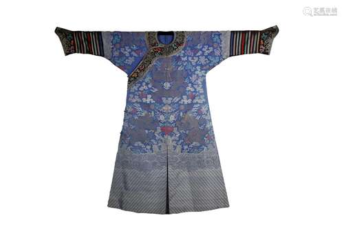 Chinese Qing Dynasty Qianlong Period Dragon Robe