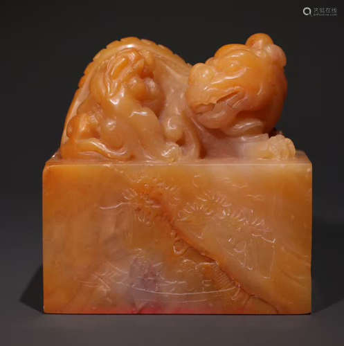 A TIANHUANG STONE SEAL CARVED WITH BEAST