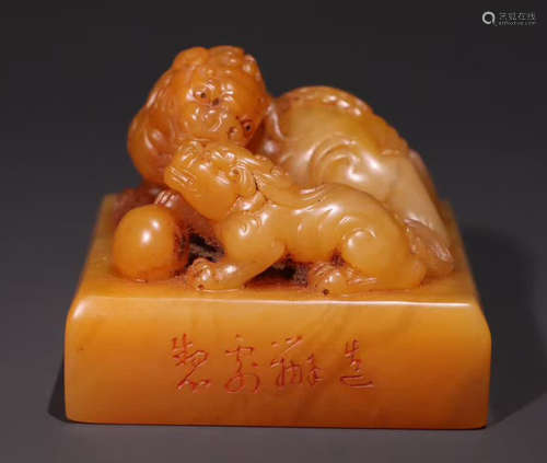 A TIANHUANG STONE SEAL SHAPED WITH BEAST