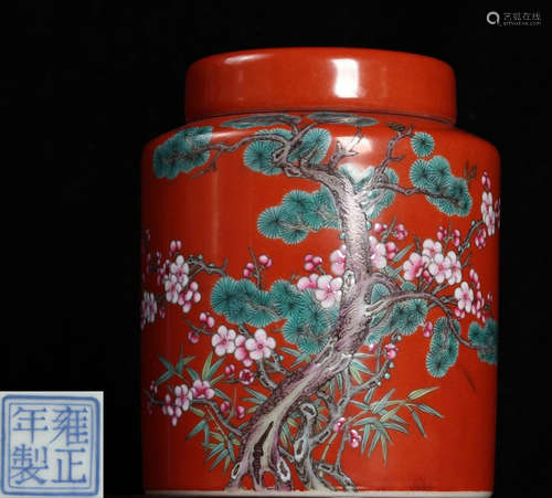 A RED BASE FAMILLE ROSE GLAZE JAR WITH FLOWER PATTERN