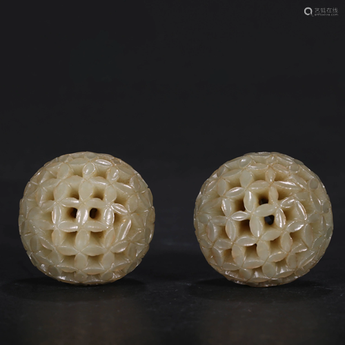 ANCIENT CHINESE WHITE JADE ACCESSORIES