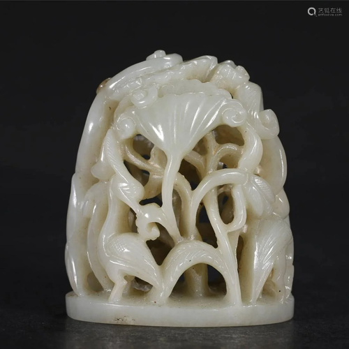 ANCIENT CHINESE WHITE JADE ACCESSORIES